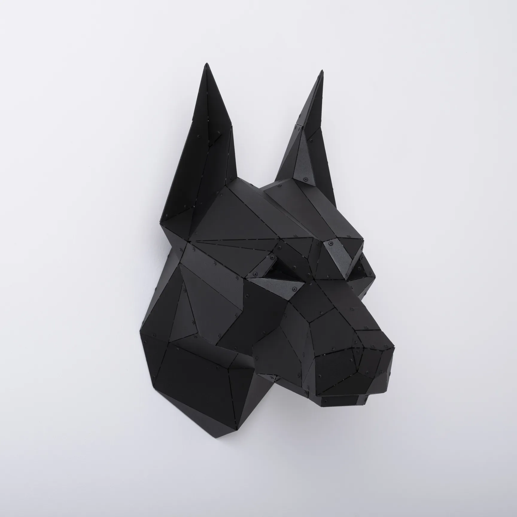 Doberman Kafası Duvar Heykeli